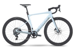 VÉLO DE ROUTE ÉLECTRIQUE BMC ROADMACHINE 01 AMP X ONE SRAM FORCE XPLR ETAP AXS 12V 360 WH 700 MM BLEU ICE 2023