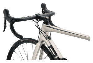 BMC TEAMMACHINE SLR FIVE SHIMANO 105 DI2 12V – Image 11