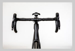 TREK DOMANE+ SLR 6 SHIMANO 105 DI2 – Image 9